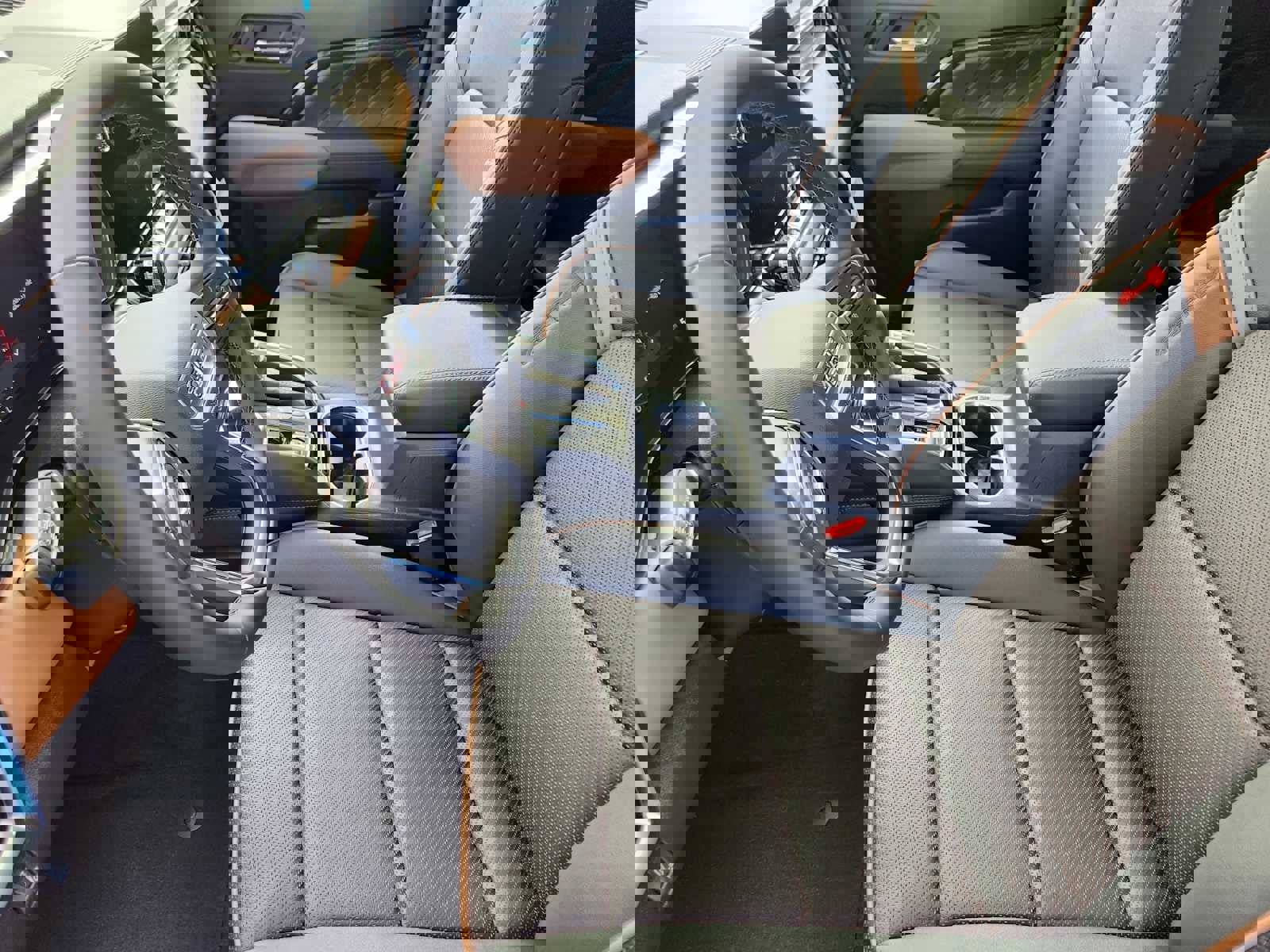 New 2026 GMC Canyon AT4 w/ Technology Plus Package image 8