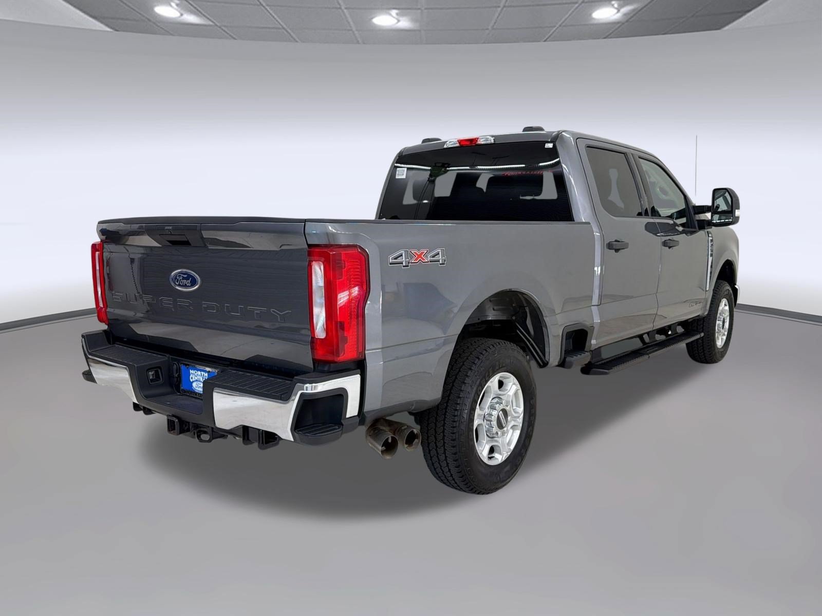 Used 2025 Ford F250 XLT AWD/4WD image 9