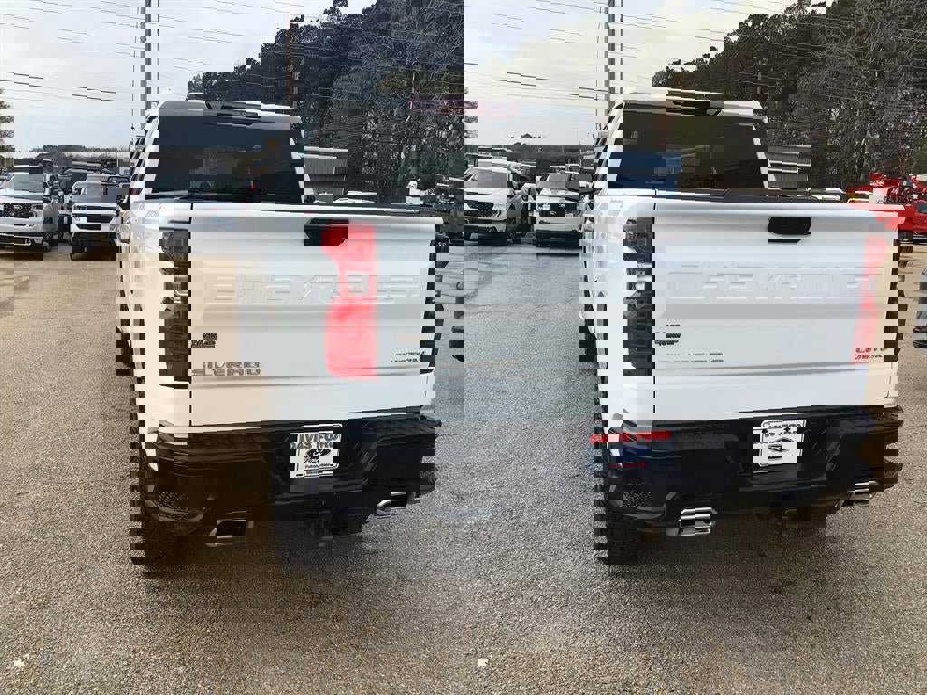 Used 2023 Chevrolet Silverado 1500 Custom Trail Boss image 14