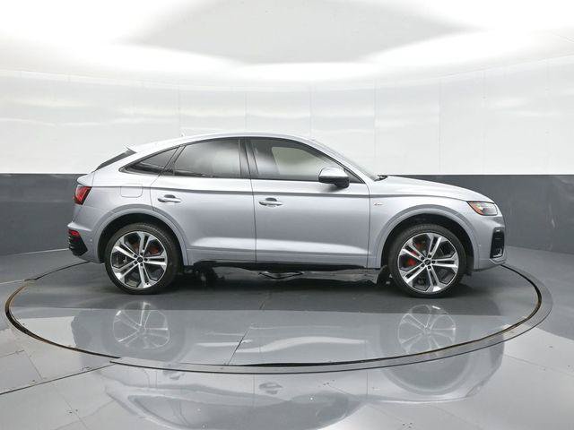 Used 2024 Audi Q5 2.0T Prestige w/ Prestige Package AWD/4WD image 8