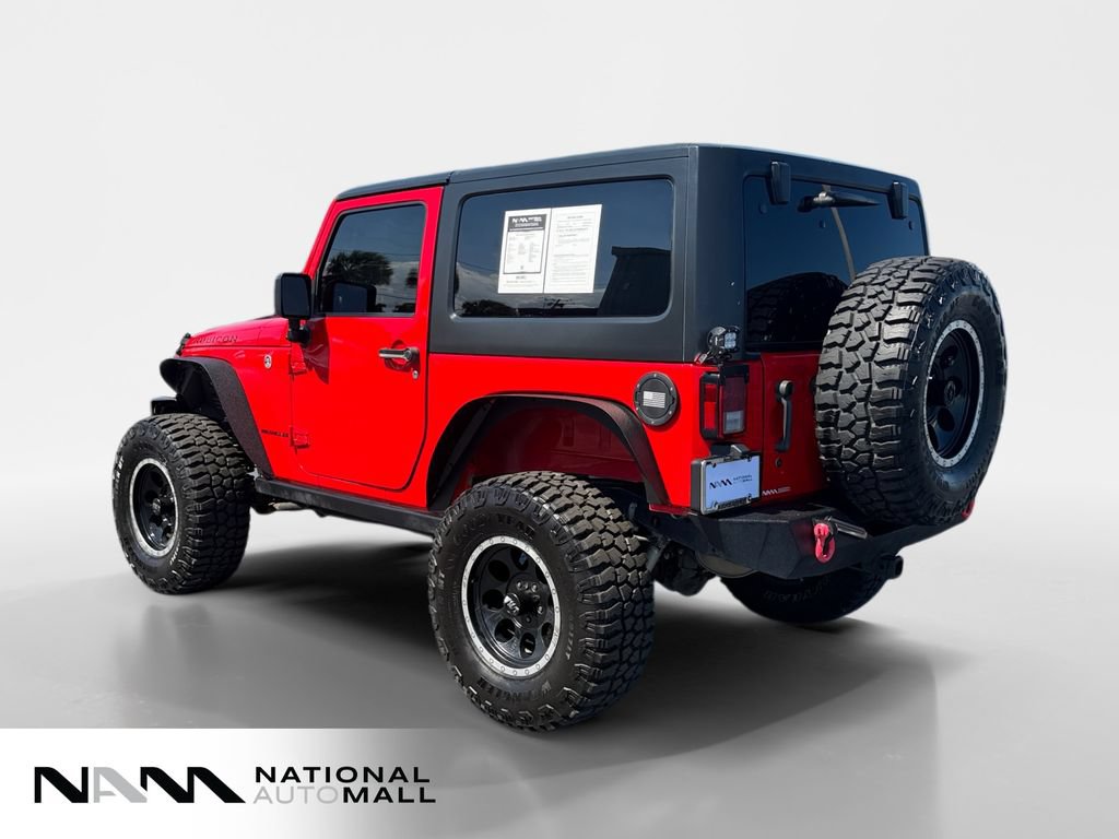 Used 2016 Jeep Wrangler Rubicon w/ Power Convenience Group AWD/4WD image 3