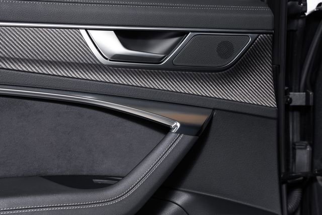 Used 2022 Audi RS 6 image 64