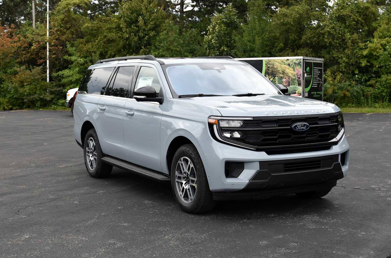 New 2025 Ford Expedition Max Active image 1