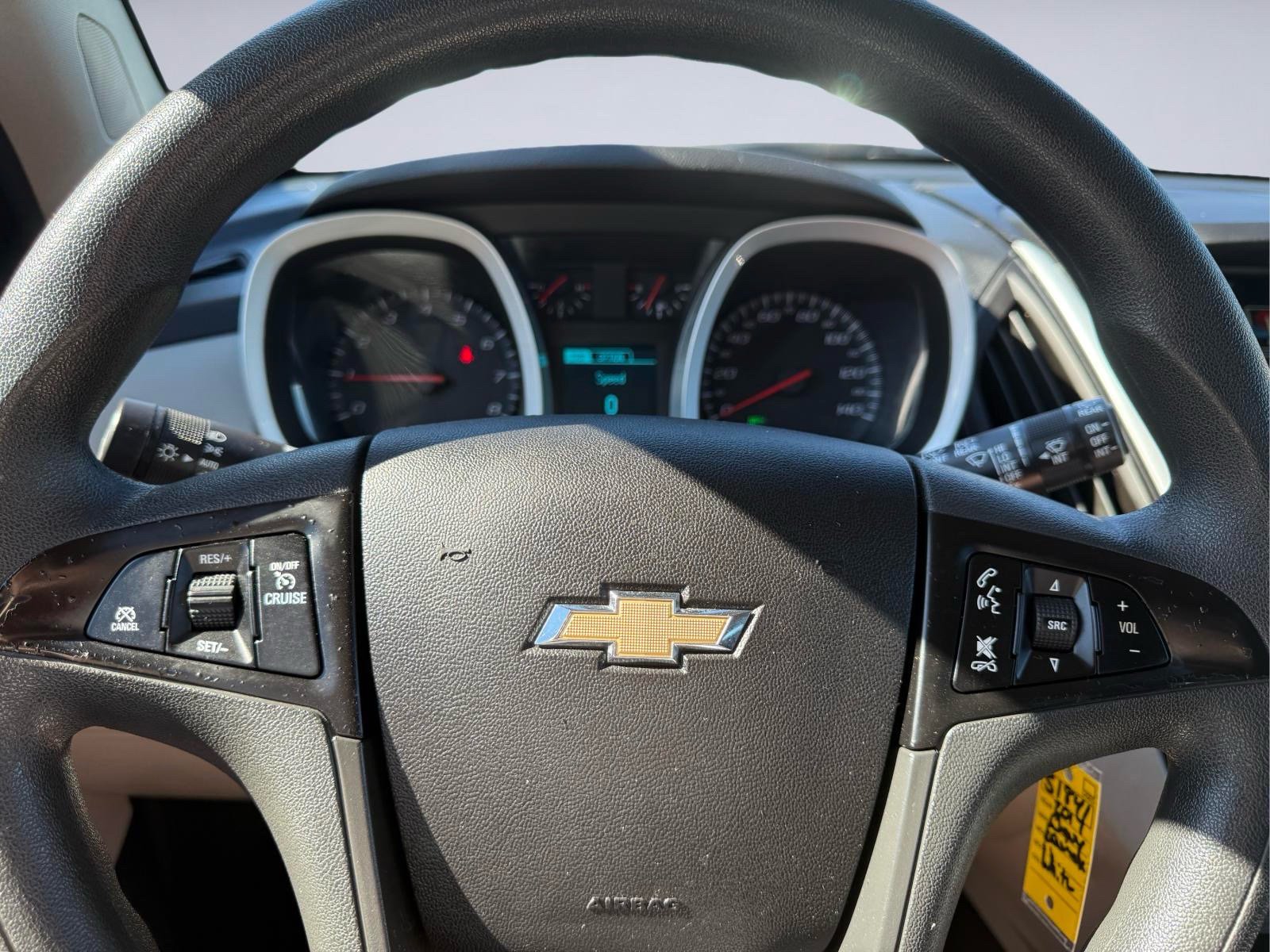 Used 2017 Chevrolet Equinox LS FWD image 30