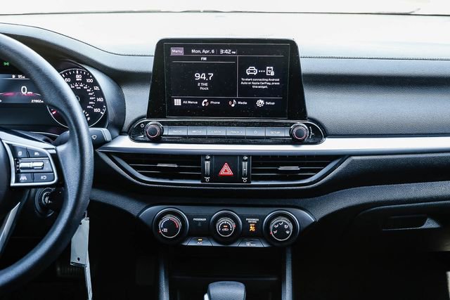 Used 2023 Kia Forte LXS image 13