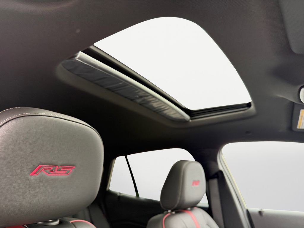 New 2026 Chevrolet Trax RS w/ Sunroof Package image 16