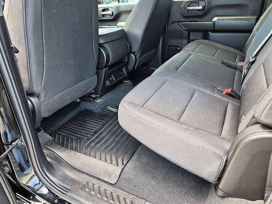 Used 2025 Chevrolet Silverado 2500 Custom AWD/4WD image 27