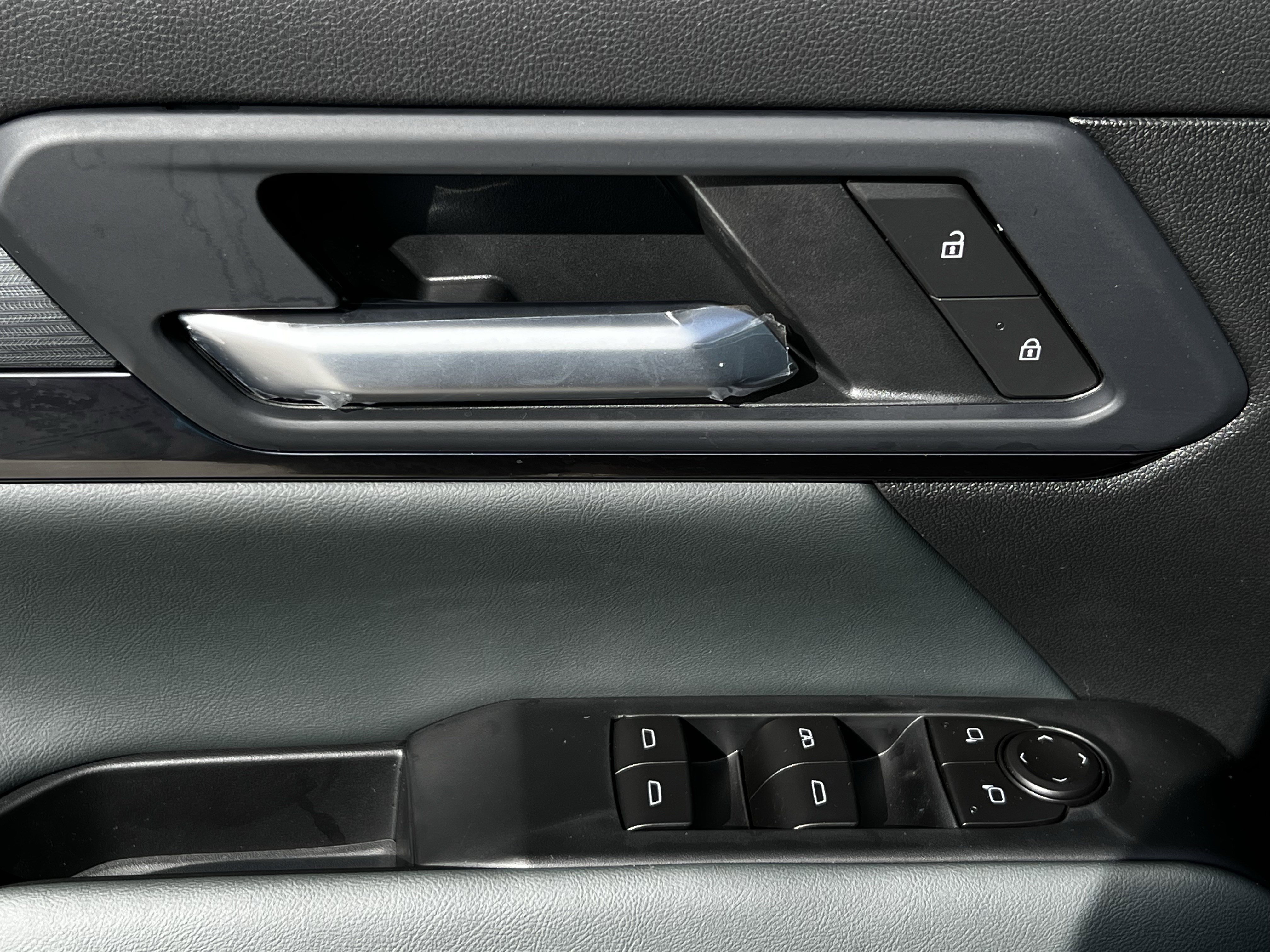 New 2026 GMC Terrain AT4 w/ Technology Package II image 28