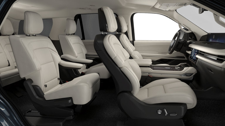 New 2027 Lincoln Navigator Premiere AWD/4WD image 5