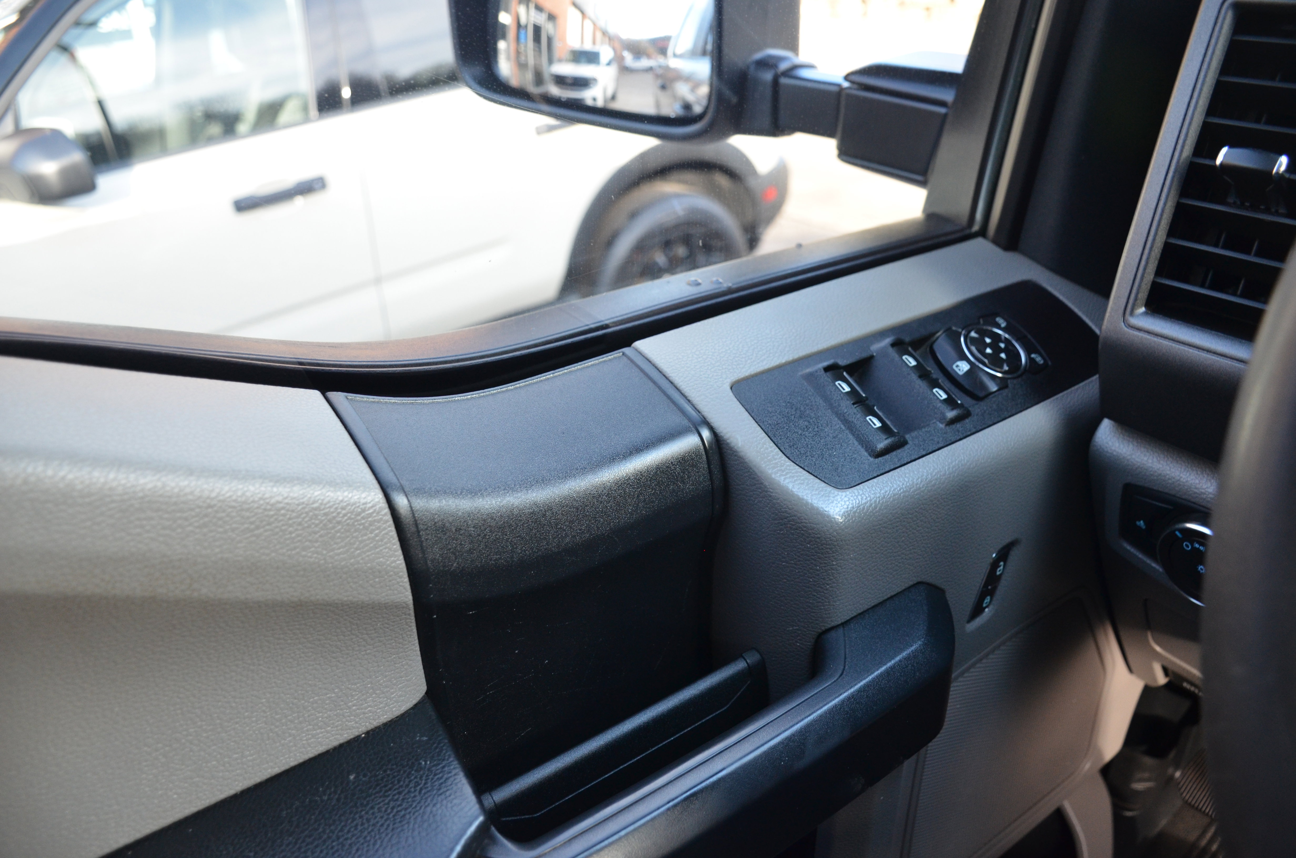 Used 2020 Ford F250 XL w/ STX Appearance Package image 11