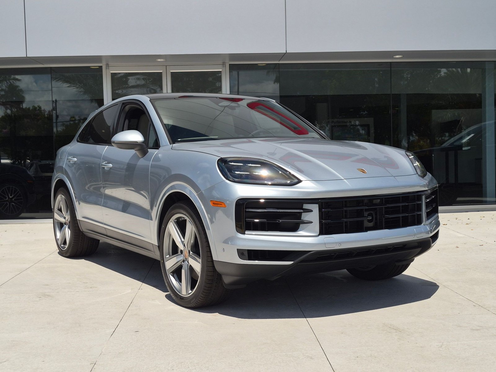 New 2026 Porsche Cayenne Coupe AWD/4WD image 7