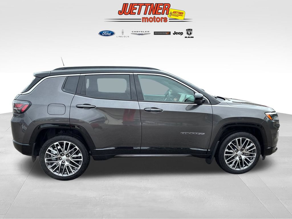 Used 2024 Jeep Compass Limited w/ Elite Group AWD/4WD image 6