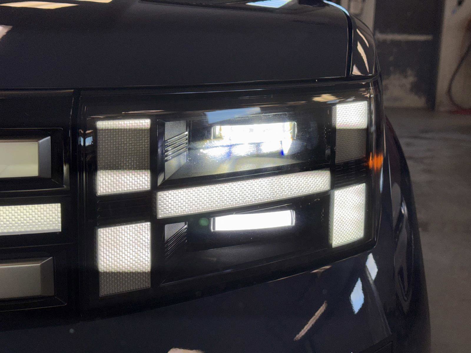 Certified 2025 Hyundai Santa Fe SEL image 10