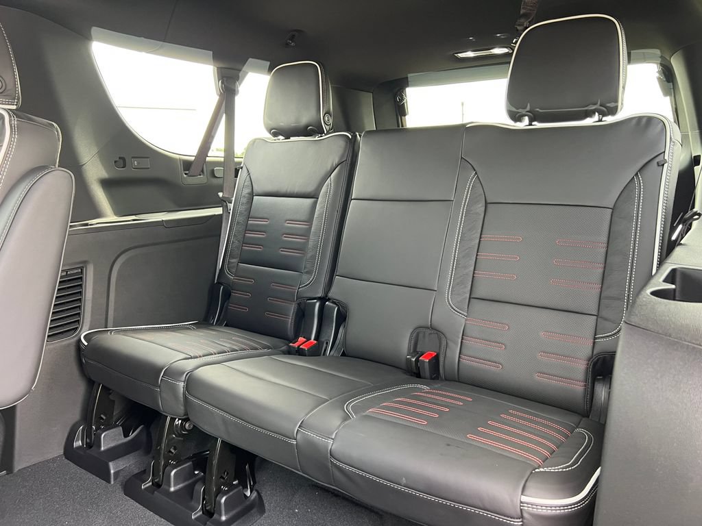 New 2026 GMC Yukon XL AT4 Ultimate AWD/4WD image 6