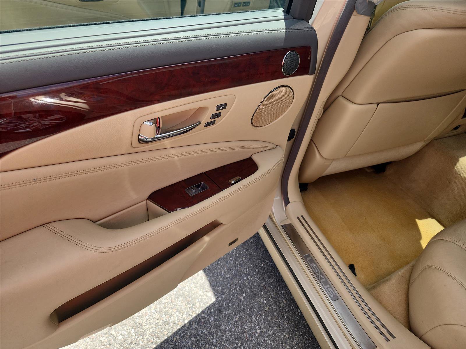 Used 2008 Lexus LS 600h L image 15