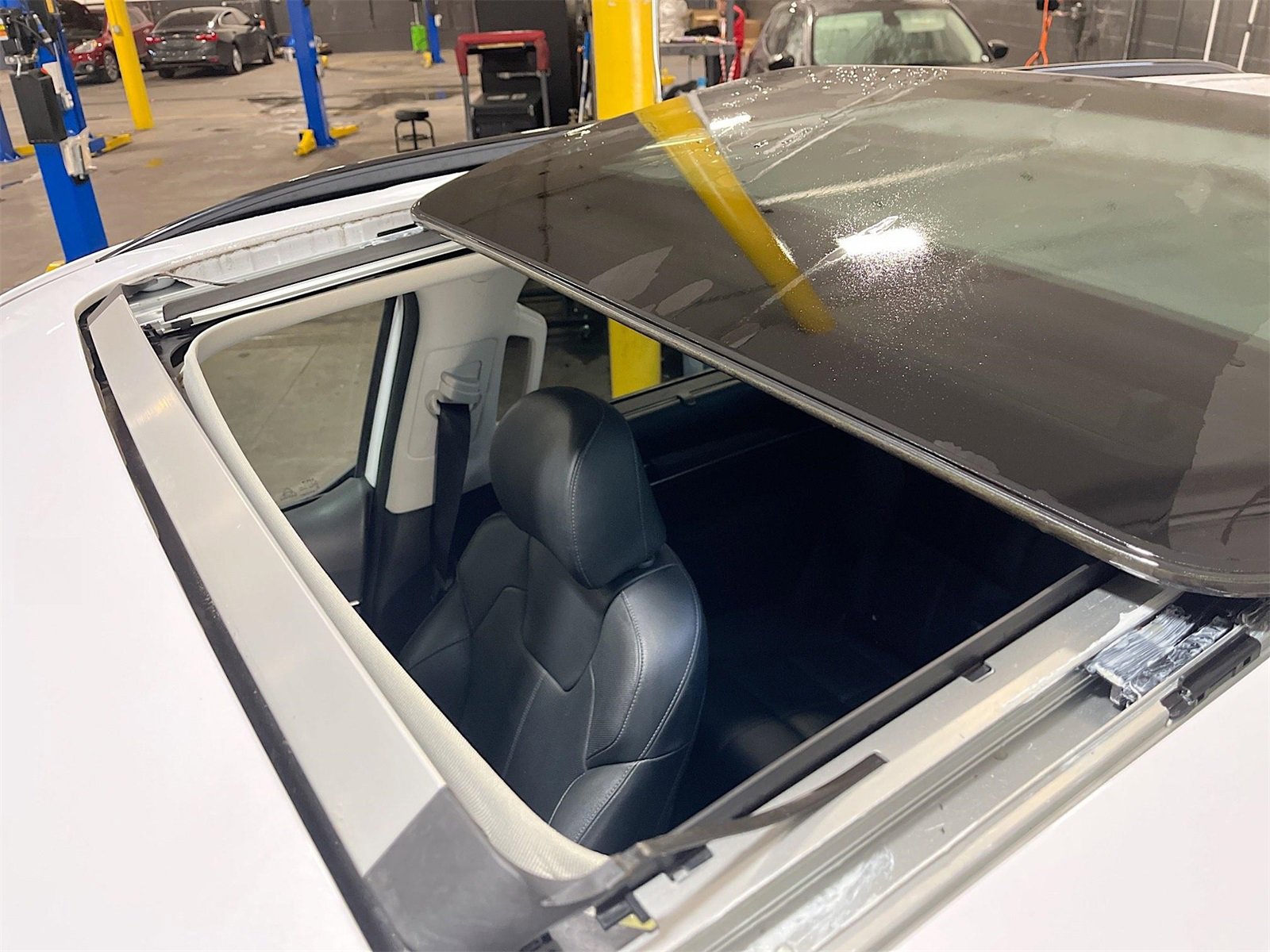 Used 2022 Kia Telluride EX w/ EX Premium Package image 23