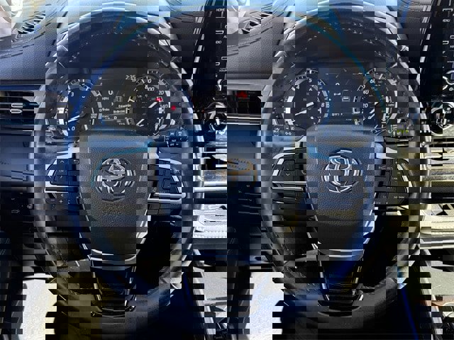 Used 2022 Toyota Highlander Limited image 14