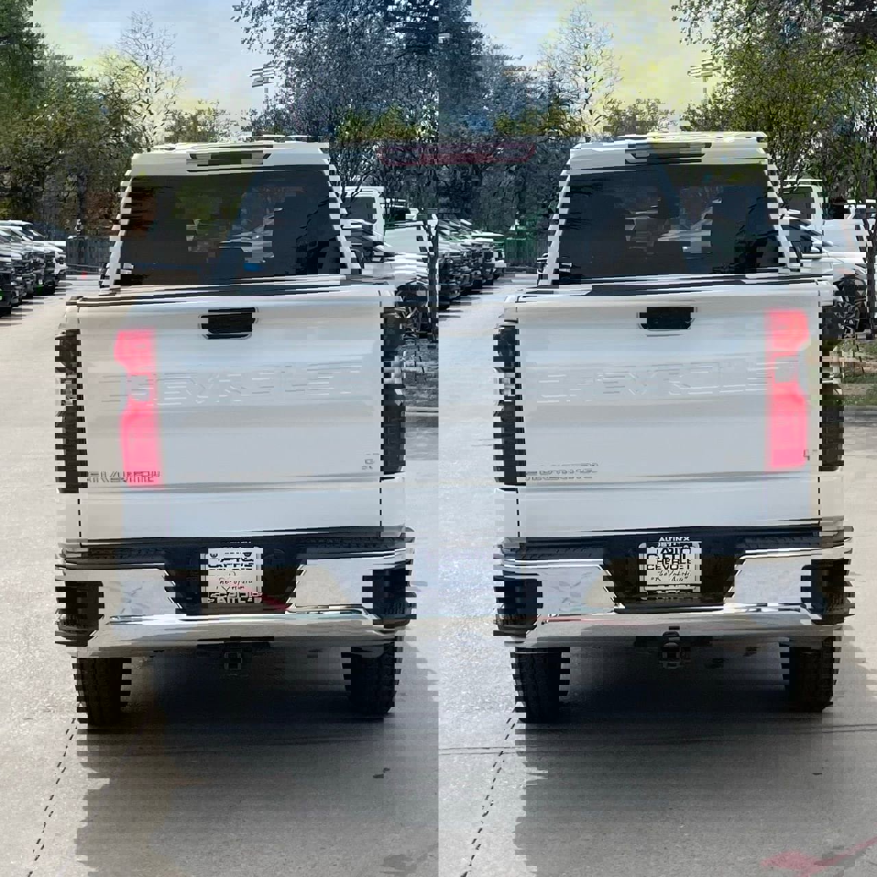 Used 2025 Chevrolet Silverado 1500 LT image 5