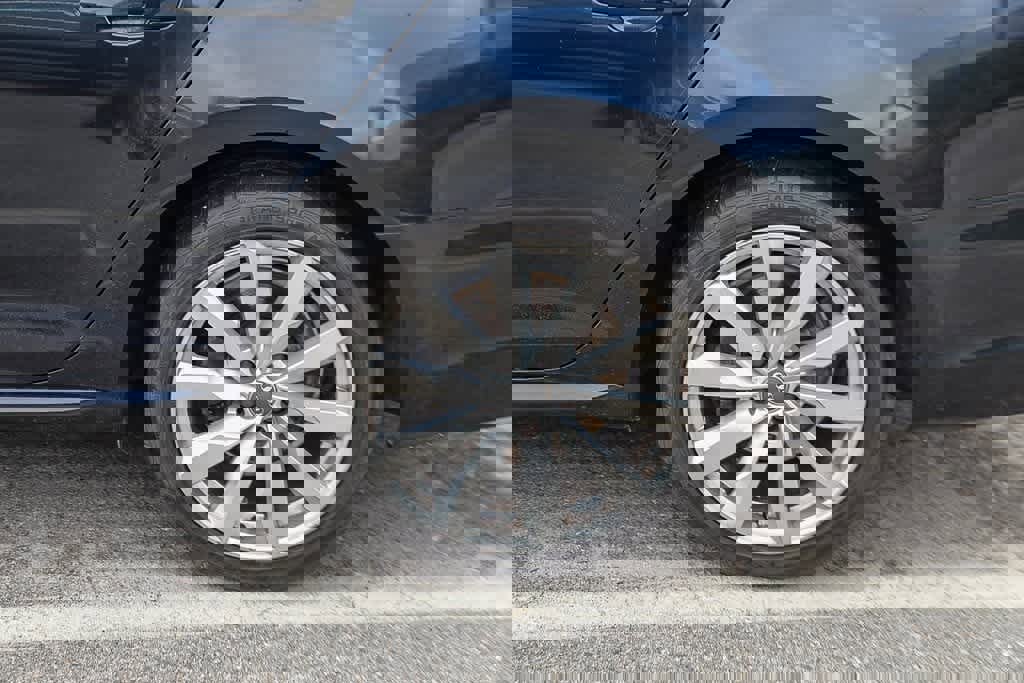 Used 2018 Audi A4 2.0T Ultra Premium w/ 18" Wheel Package image 35