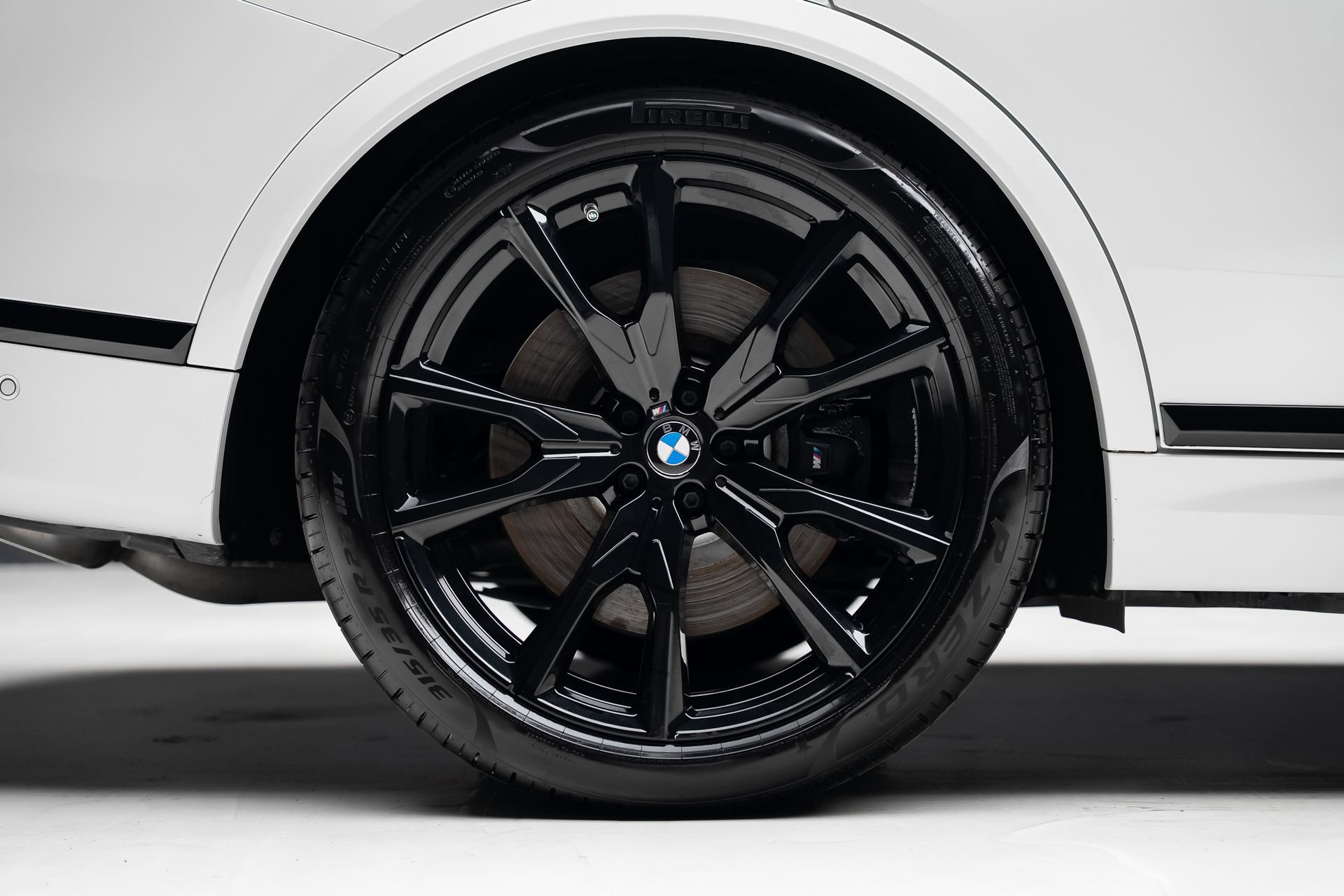 Used 2024 BMW X7 M60i AWD/4WD image 39