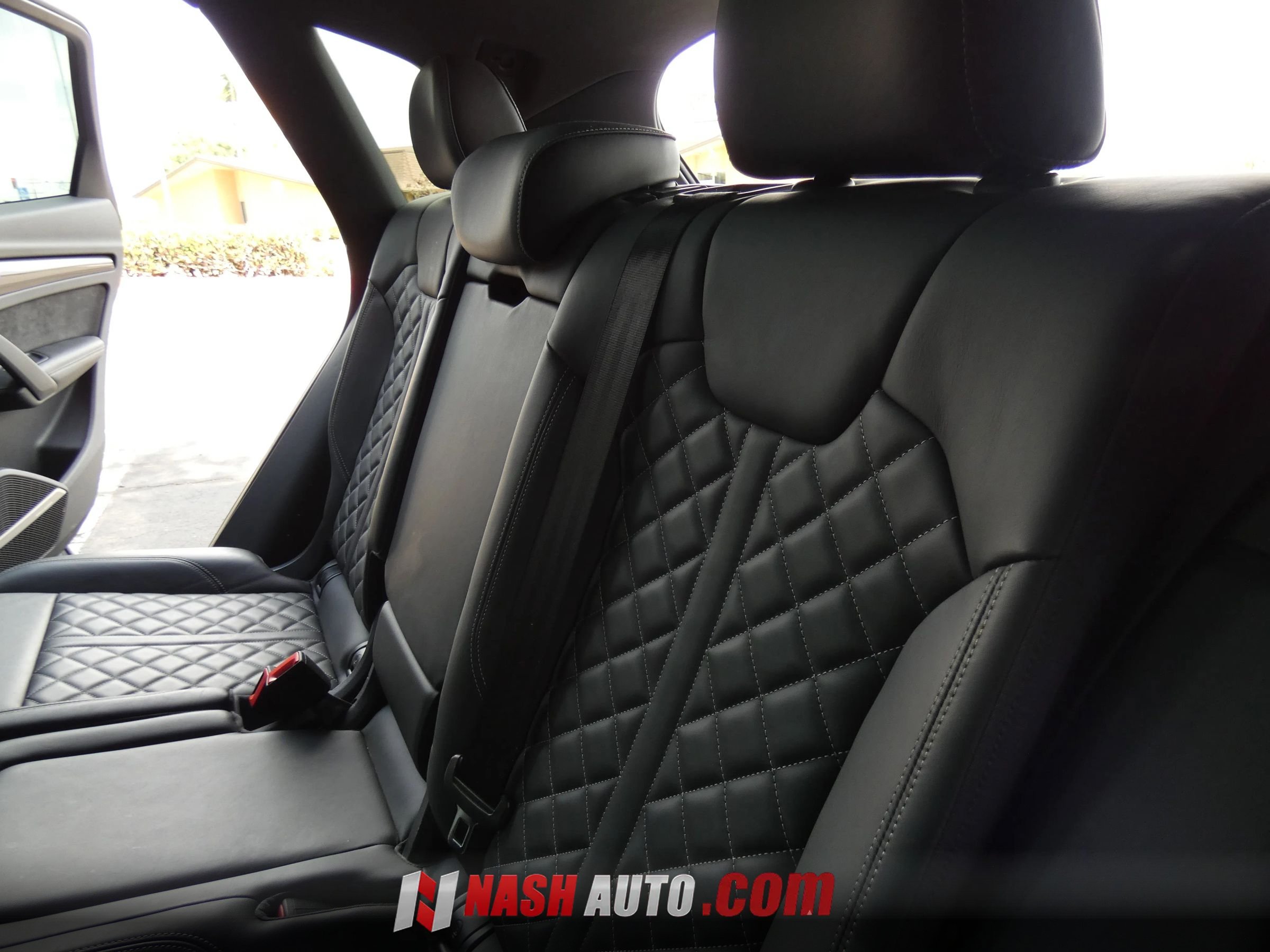 Used 2018 Audi SQ5 Premium Plus w/ S Sport Package AWD/4WD image 44