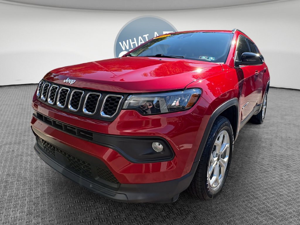 Certified 2025 Jeep Compass Latitude AWD/4WD image 8