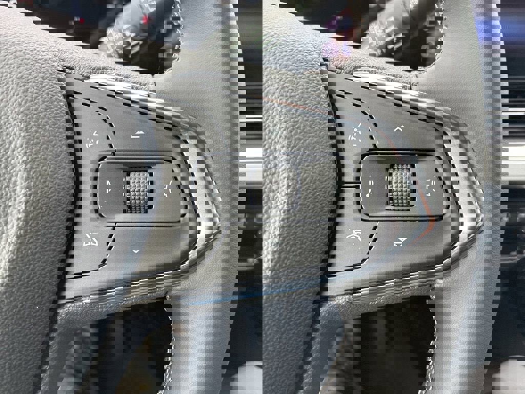 New 2026 Chevrolet Trax LT image 18