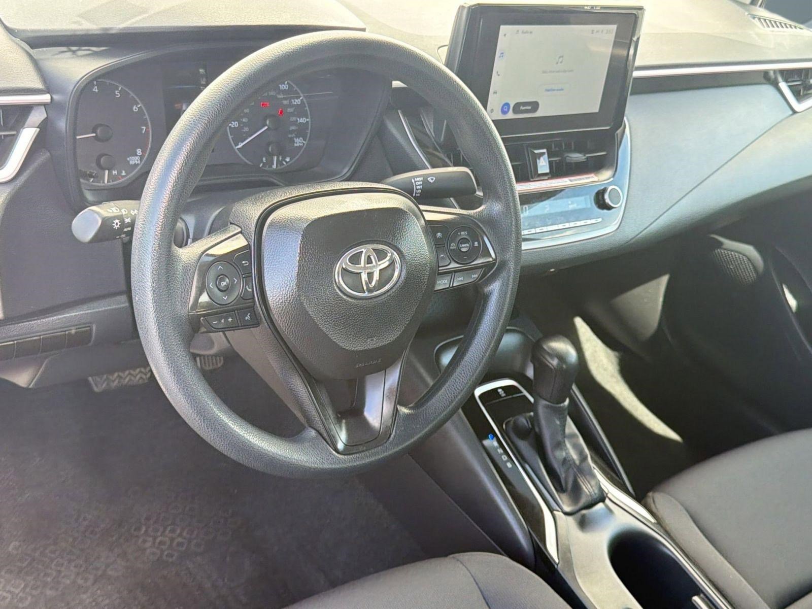 Certified 2025 Toyota Corolla LE FWD image 4