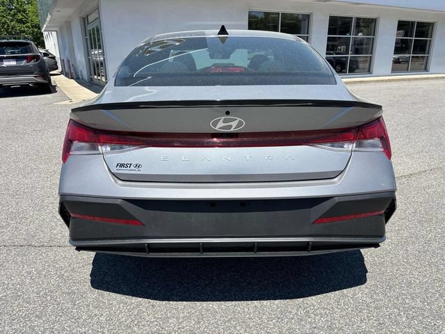 Certified 2025 Hyundai Elantra Sport w/ Cargo Package FWD image 4