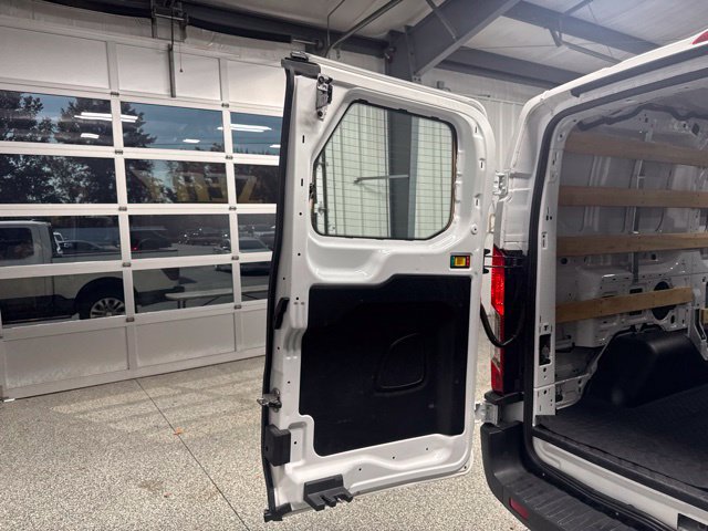 Used 2025 Ford Transit 250 Low Roof w/ Exterior Upgrade Package RWD image 17