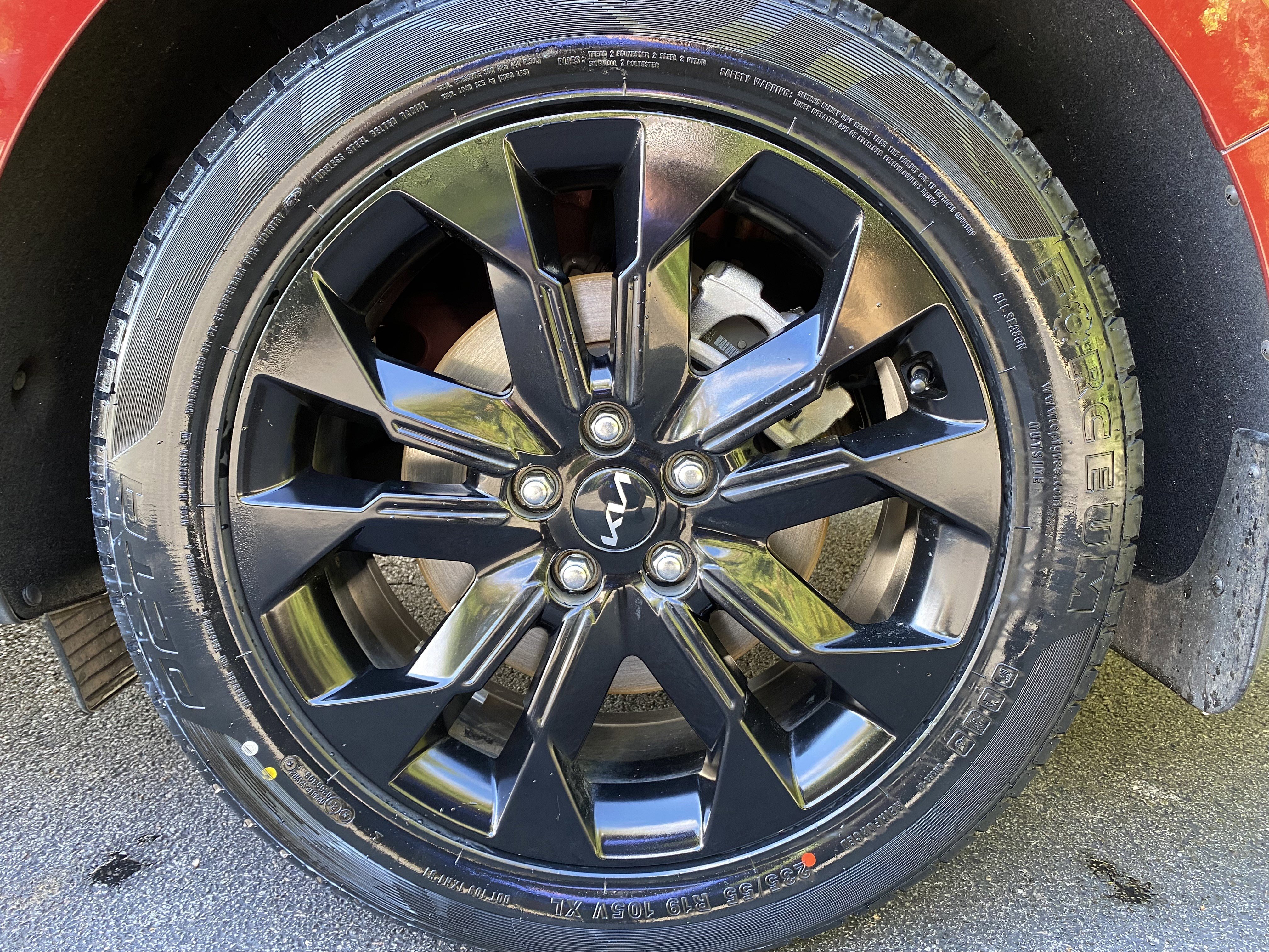 Used 2023 Kia Carnival SX image 39