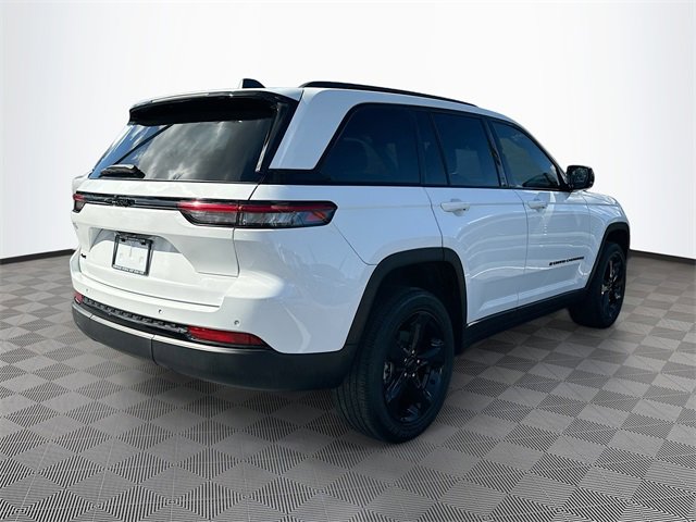 Certified 2023 Jeep Grand Cherokee Altitude image 7