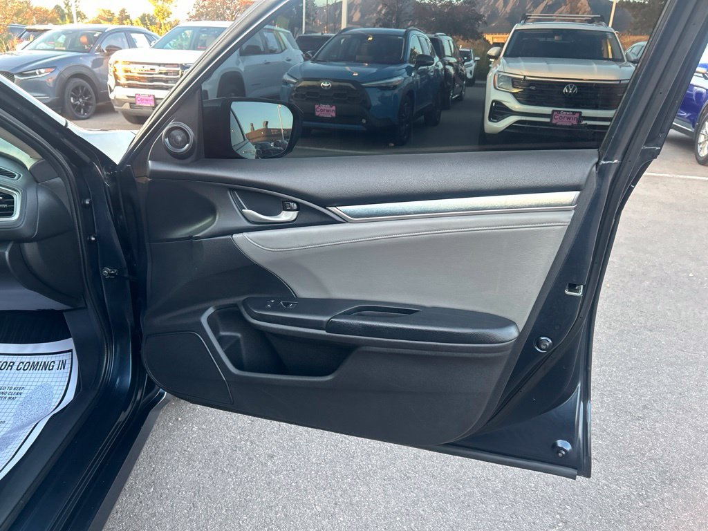 Used 2018 Honda Civic EX-L image 9