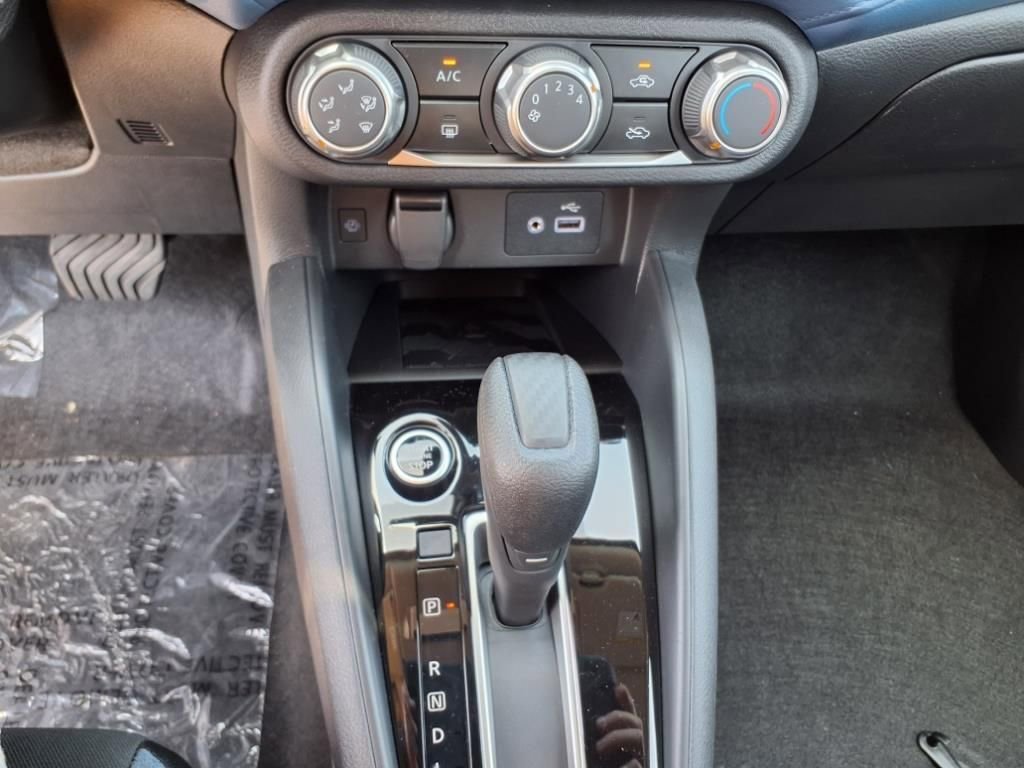 New 2025 Nissan Versa SV w/ Trunk Package image 18