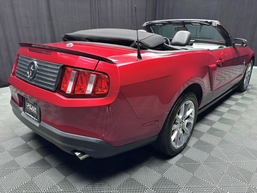Used 2010 Ford Mustang Premium image 11
