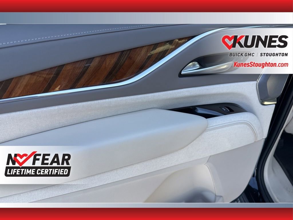 Used 2024 Cadillac Escalade ESV Sport Platinum AWD/4WD image 37