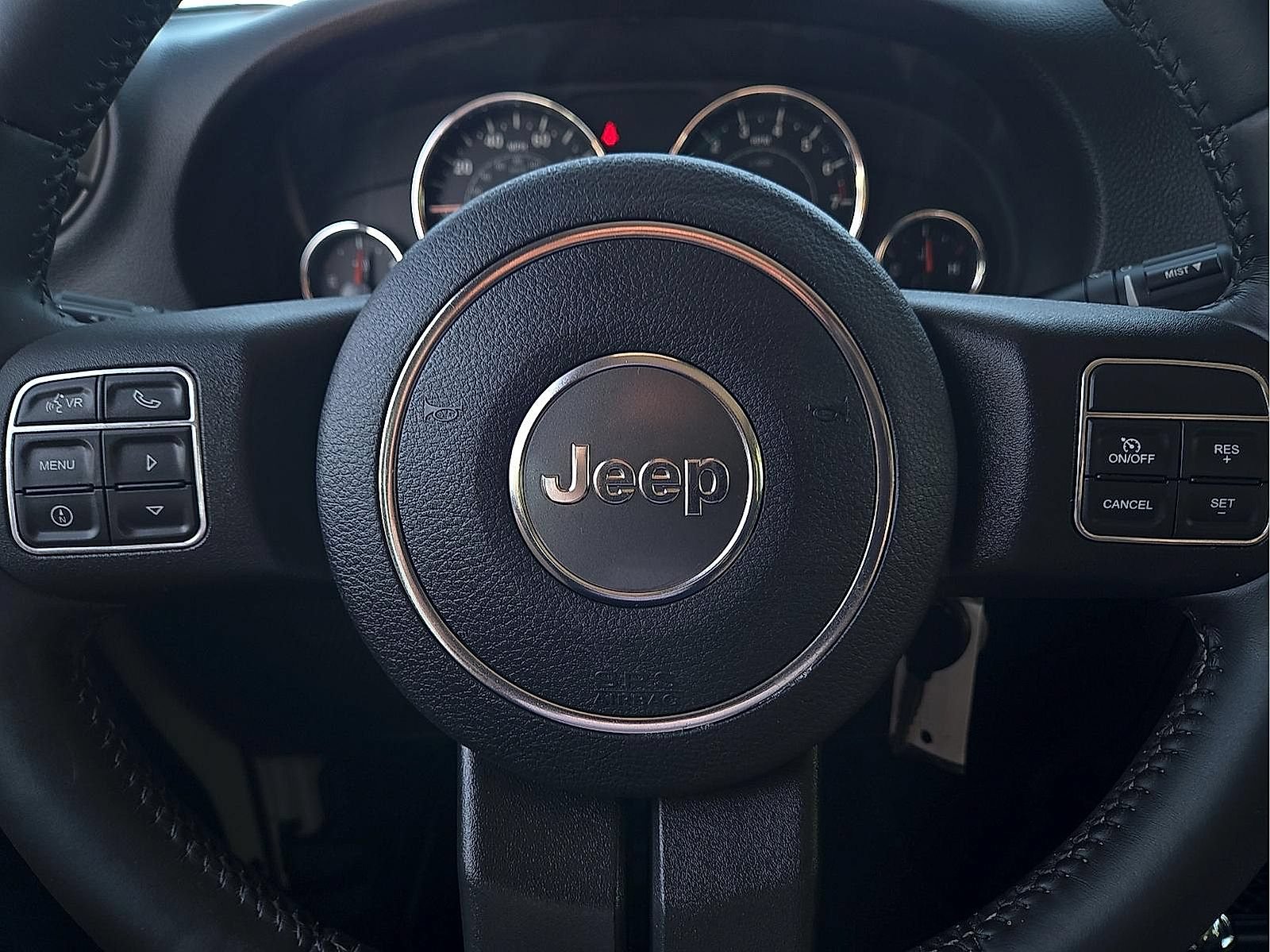 Used 2018 Jeep Wrangler Unlimited Sport w/ Connectivity Group AWD/4WD image 20