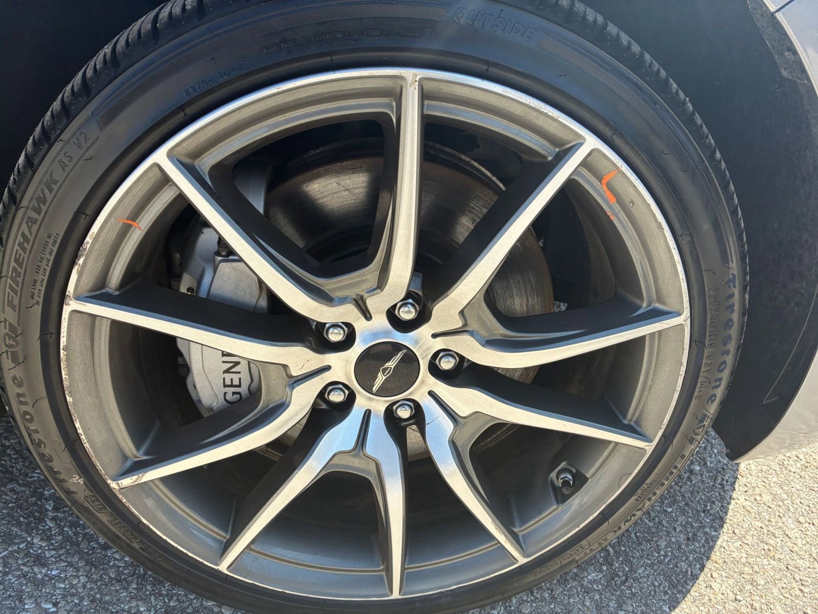 Used 2025 Genesis G70 2.5T image 24