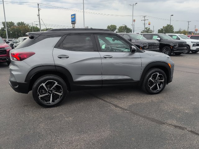 Used 2023 Chevrolet TrailBlazer RS w/ Convenience Package AWD/4WD image 10