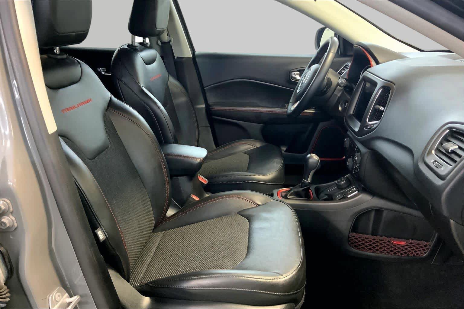 Used 2019 Jeep Compass Trailhawk AWD/4WD image 8