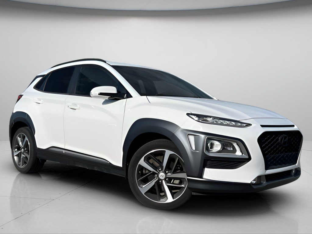 Used 2021 Hyundai Kona Limited AWD/4WD image 2