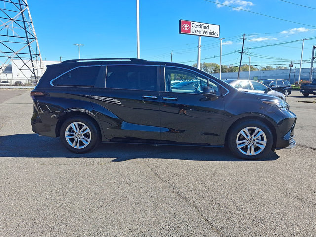 Certified 2025 Toyota Sienna XLE w/ XLE Plus Package AWD/4WD image 25