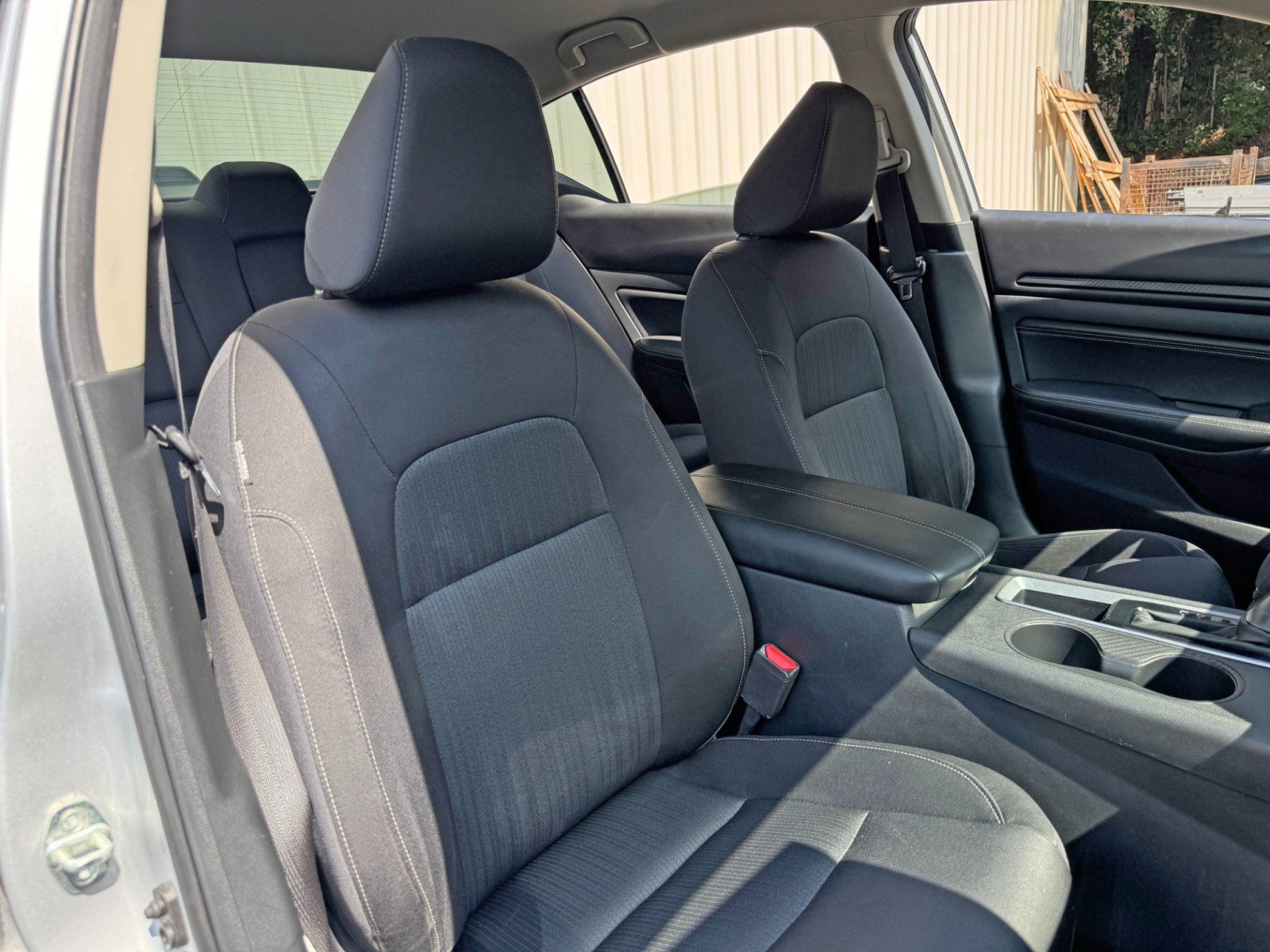 Used 2020 Nissan Altima 2.5 S FWD image 30