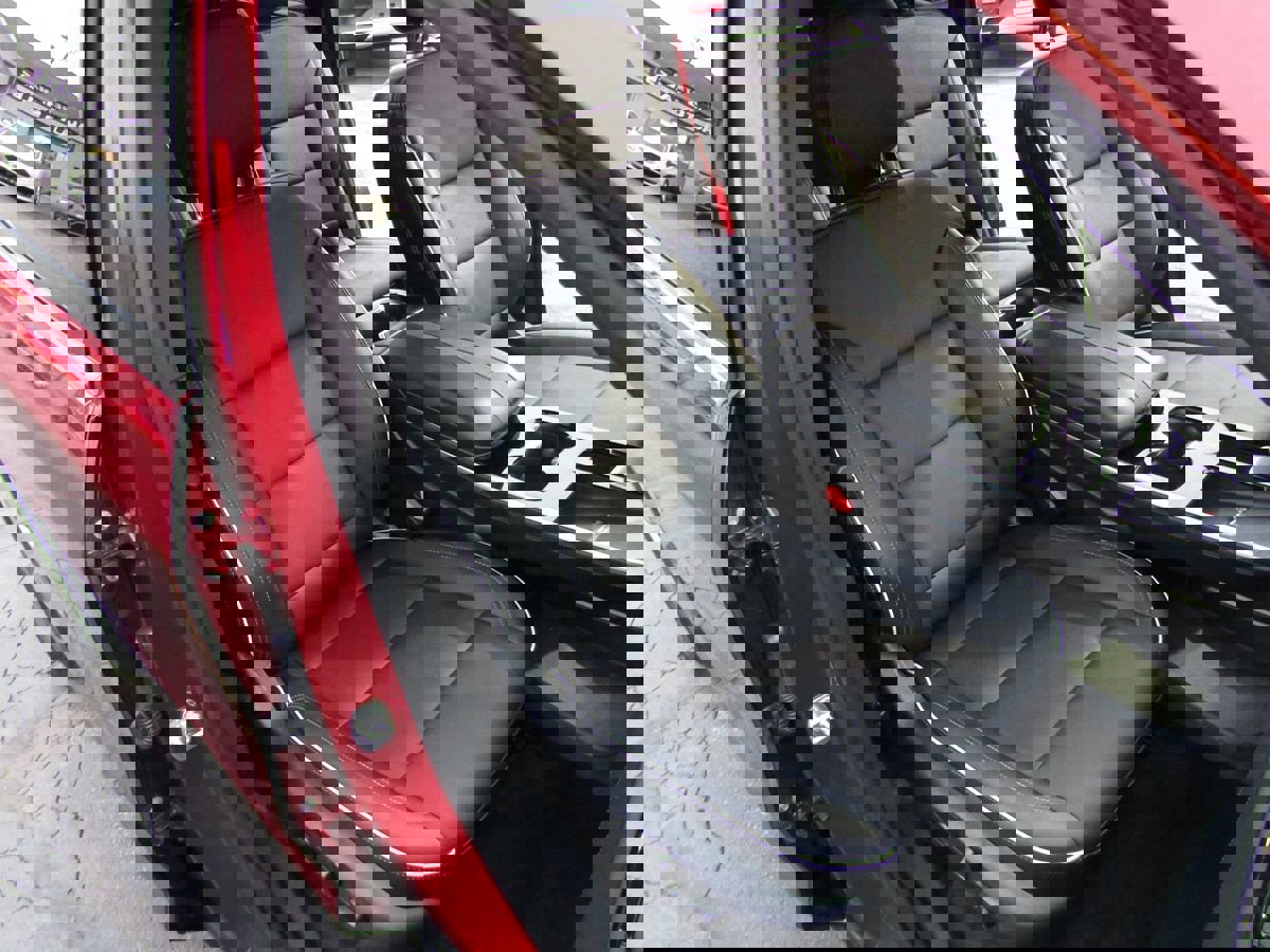 Used 2025 Buick Enclave Preferred image 28