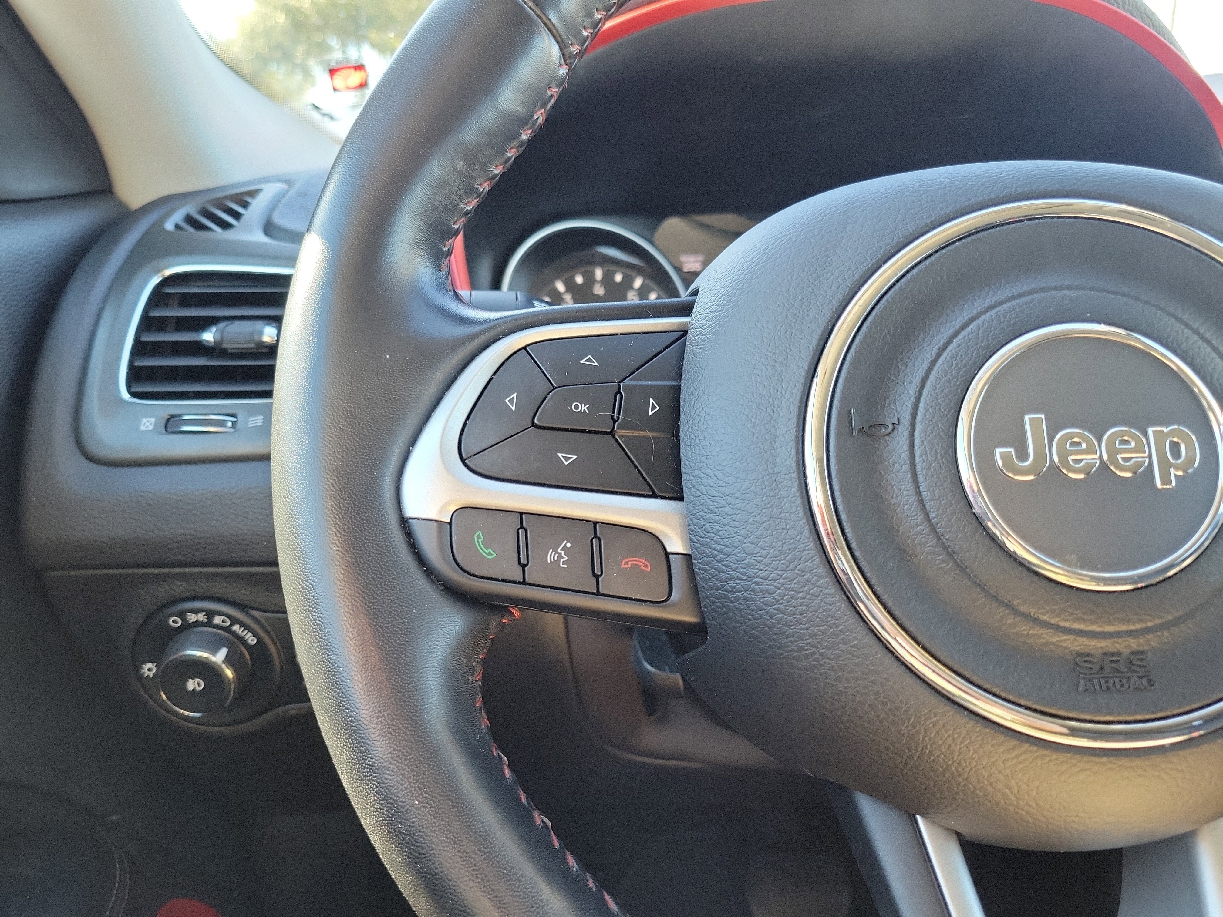 Used 2020 Jeep Compass Trailhawk w/ Leather Interior Group image 12