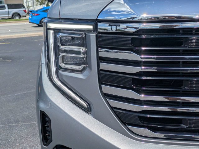 Used 2026 GMC Sierra 1500 SLT w/ SLT Premium Package AWD/4WD image 11