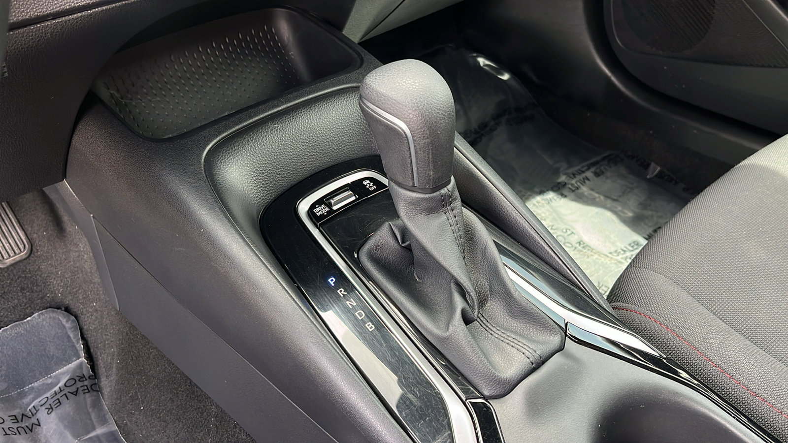 Used 2025 Toyota Corolla SE image 21