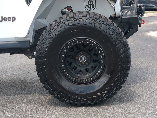 Used 2019 Jeep Wrangler Unlimited Rubicon AWD/4WD image 11