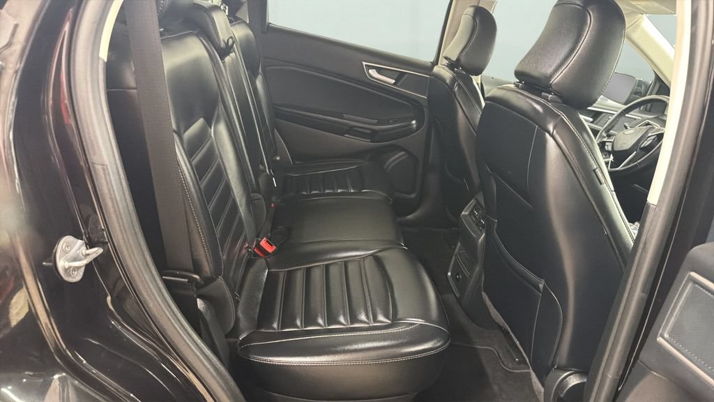 Used 2024 Ford Edge SEL AWD/4WD image 14