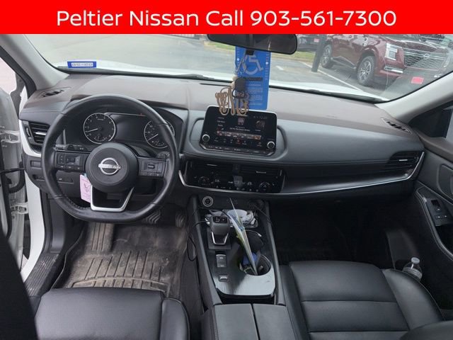 Certified 2022 Nissan Rogue SV w/ SV Premium Package image 17